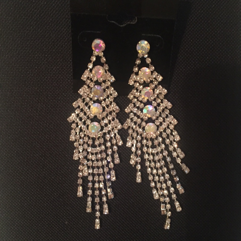 NWT dressy pierced earrings